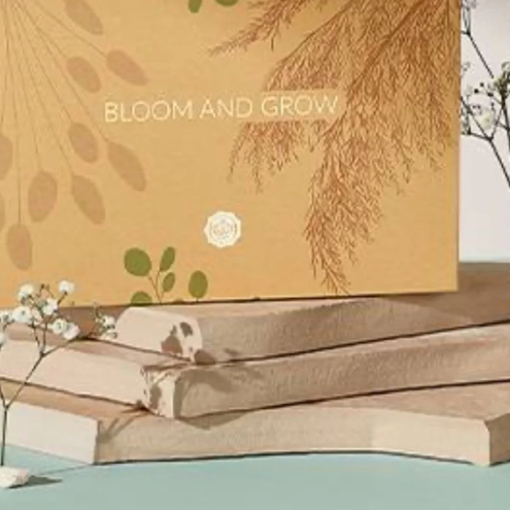 GLOSSYBOX LIMITED EDITION ‘BLOOM AND GROW’ STORAGE KEEPSAKE BOX